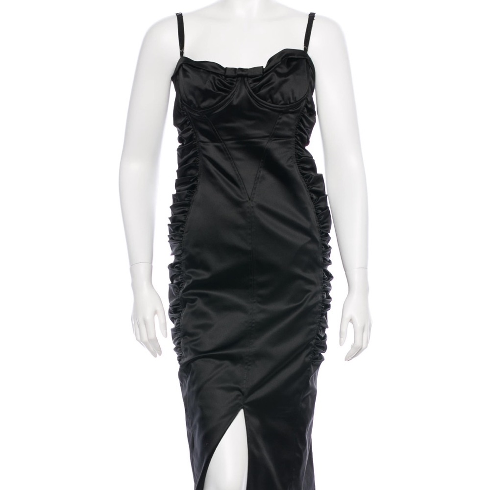 D&G
Ruched Midi Dress
Size: M I US8, IT44